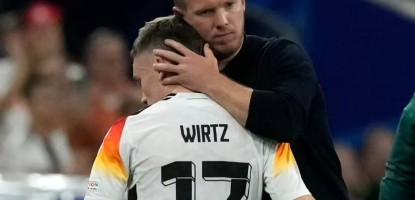 As camisas podem mudar, mas a habilidade é ouro: a prova do valor de um jogador.