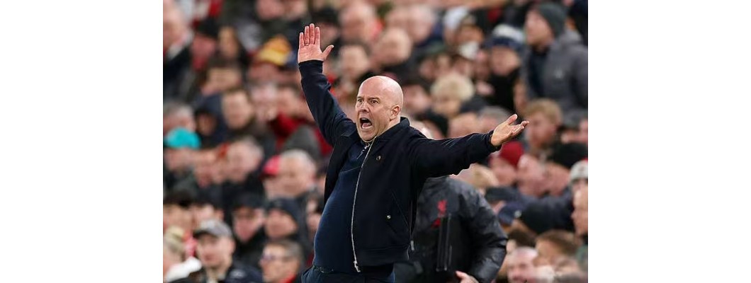 Quando o Futebol de Estrada e Rock Desvanece: A Transformação Tática e as Dores de Crescimento do Liverpool