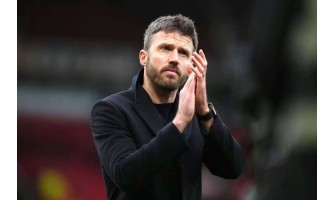 Será que Michael Carrick, o salvador dos red devils, assumirá oficialmente o comando do Manchester United?